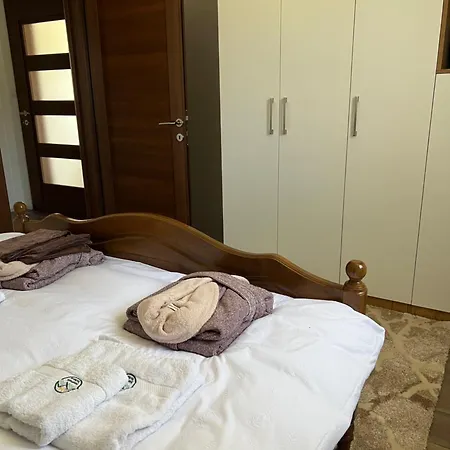 Suncani Vrhovi Apartment *